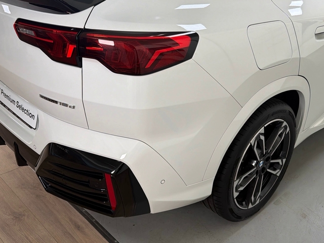 BMW X2 sDrive18d color Blanco. Año 2025. 110KW(150CV). Diésel. En concesionario Triocar Gijón (Bmw y Mini) de Asturias