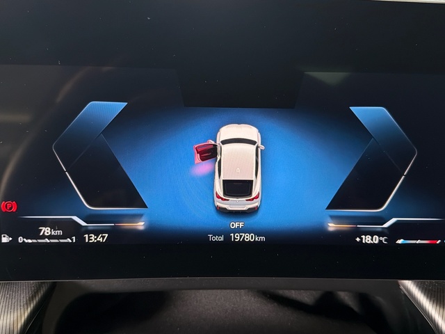 BMW X2 sDrive18d color Blanco. Año 2025. 110KW(150CV). Diésel. En concesionario Triocar Gijón (Bmw y Mini) de Asturias