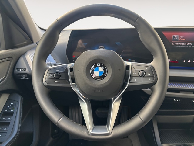 BMW Serie 1 120d color Gris. Año 2024. 120KW(163CV). Diésel. En concesionario Pruna Motor, S.L de Barcelona