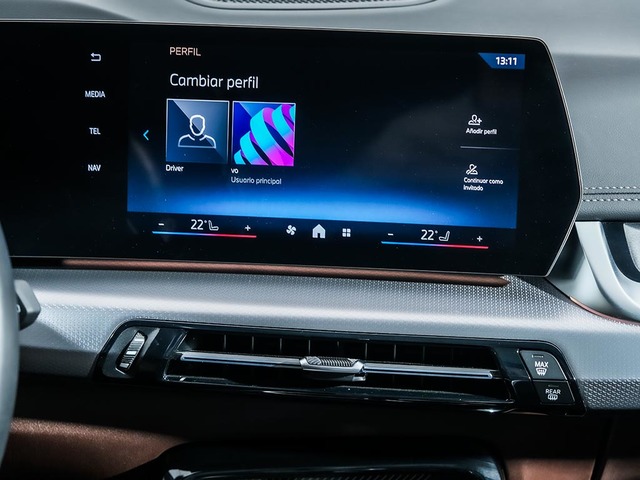 BMW X1 sDrive20d color Azul. Año 2025. 120KW(163CV). Diésel. En concesionario Oliva Motor Tarragona de Tarragona