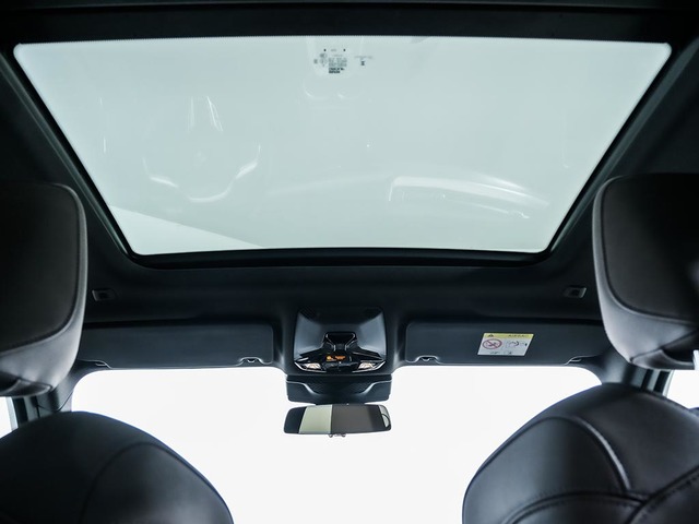 BMW X1 sDrive20d color Azul. Año 2025. 120KW(163CV). Diésel. En concesionario Oliva Motor Tarragona de Tarragona