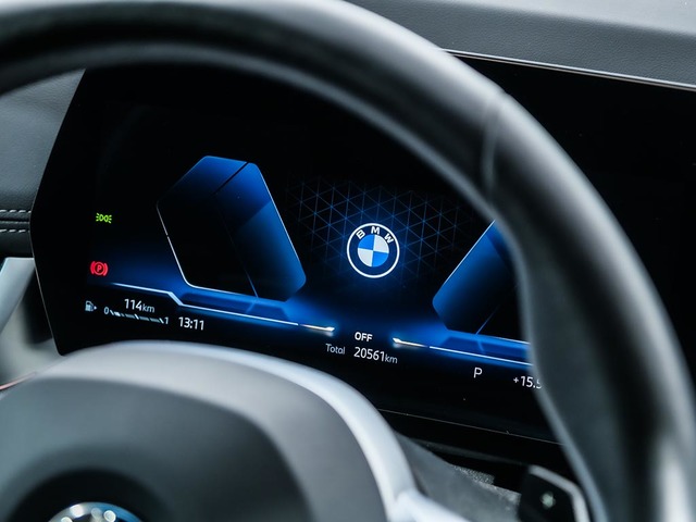 BMW X1 sDrive20d color Azul. Año 2025. 120KW(163CV). Diésel. En concesionario Oliva Motor Tarragona de Tarragona