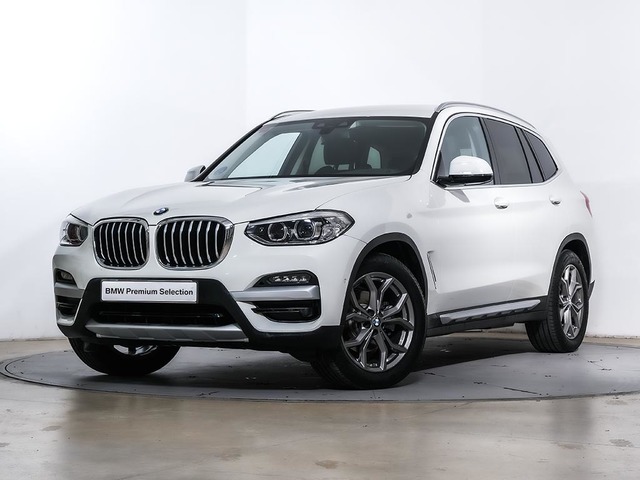 BMW X3 xDrive20d color Blanco. Año 2021. 140KW(190CV). Diésel. En concesionario Oliva Motor Tarragona de Tarragona