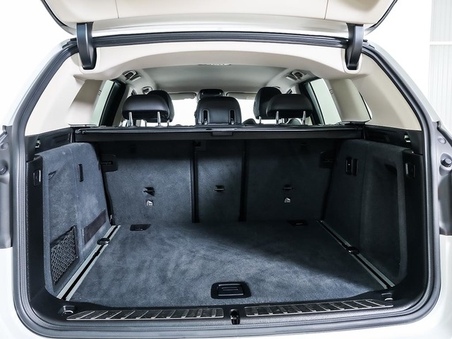 BMW X3 xDrive20d color Blanco. Año 2021. 140KW(190CV). Diésel. En concesionario Oliva Motor Tarragona de Tarragona