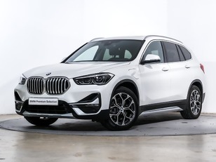 Fotos de BMW X1 xDrive25e color Blanco. Año 2021. 162KW(220CV). Híbrido Electro/Gasolina. En concesionario Oliva Motor Tarragona de Tarragona