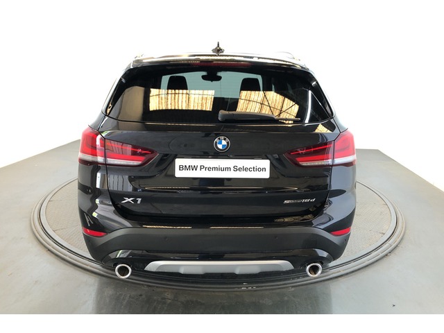 BMW X1 sDrive18d color Negro. Año 2021. 110KW(150CV). Diésel. En concesionario Proa Premium Palma de Illes Balears
