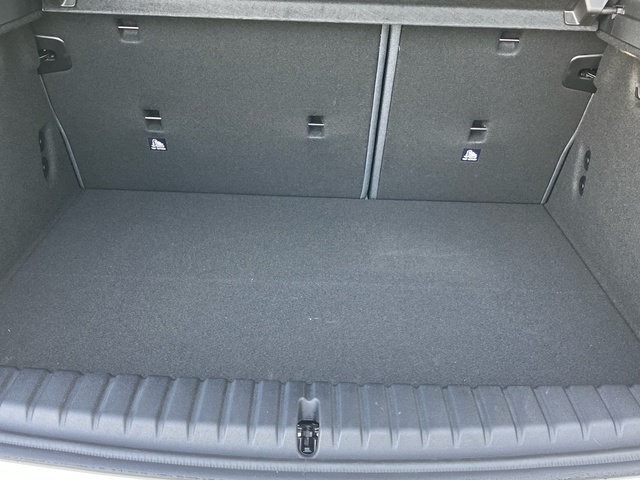 BMW Serie 1 118d color Blanco. Año 2025. 110KW(150CV). Diésel. En concesionario Bernesga Motor León (Bmw y Mini) de León