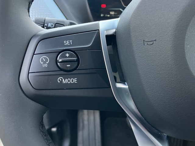 BMW Serie 1 118d color Blanco. Año 2025. 110KW(150CV). Diésel. En concesionario Bernesga Motor León (Bmw y Mini) de León