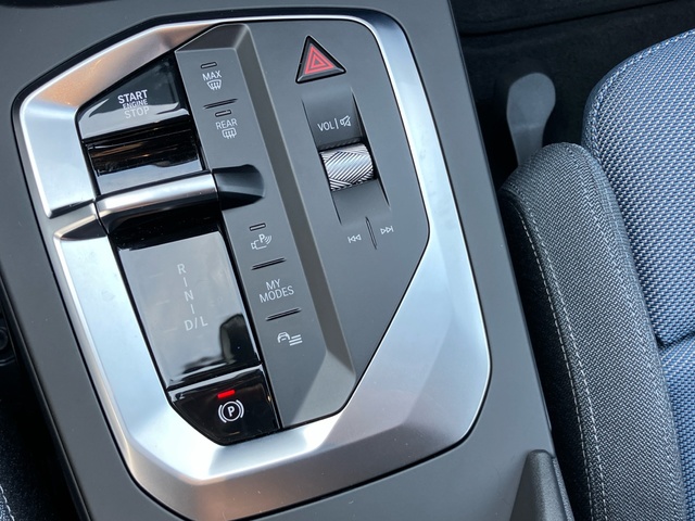 BMW Serie 1 118d color Blanco. Año 2025. 110KW(150CV). Diésel. En concesionario Bernesga Motor León (Bmw y Mini) de León