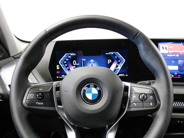 BMW Serie 1 120d color Azul. Año 2024. 120KW(163CV). Diésel. En concesionario Barcelona Premium -- GRAN VIA de Barcelona