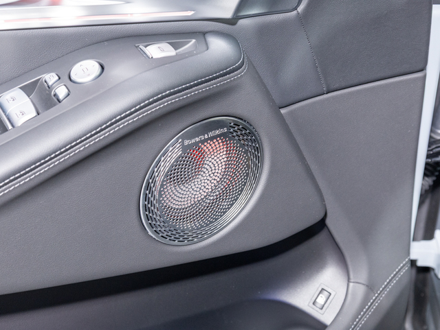 BMW XM Label Red color Gris. Año 2025. 550KW(748CV). Híbrido Electro/Gasolina. En concesionario Oliva Motor Girona de Girona