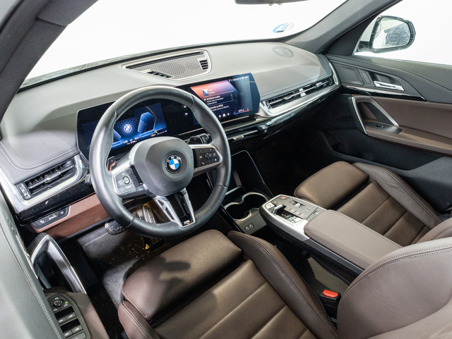 BMW X1 sDrive20d color Blanco. Año 2024. 120KW(163CV). Diésel. En concesionario Oliva Motor Girona de Girona