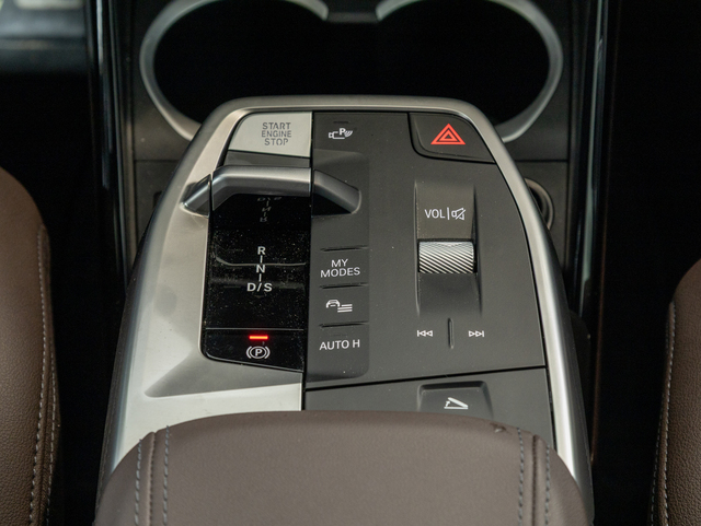 BMW X1 sDrive20d color Blanco. Año 2024. 120KW(163CV). Diésel. En concesionario Oliva Motor Girona de Girona