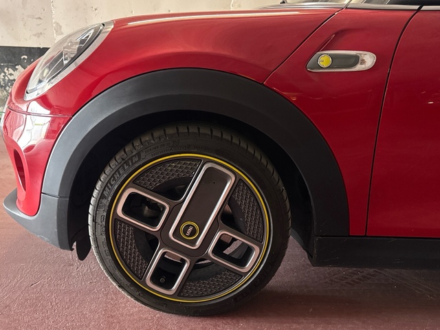 fotoG 13 del MINI MINI 3 Puertas Cooper SE 135 kW (184 CV) 184cv Eléctrico del 2020 en Madrid