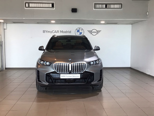 Fotos de BMW X5 xDrive30d color Gris. Año 2025. 219KW(298CV). Diésel. En concesionario BYmyCAR Madrid - Alcalá de Madrid