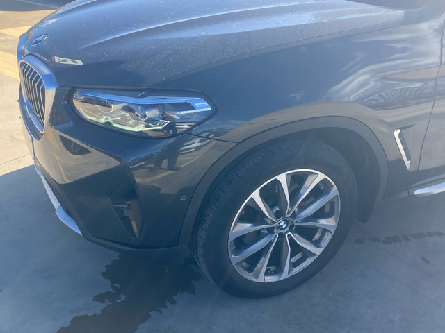 BMW X3 xDrive20d color Gris. Año 2021. 140KW(190CV). Diésel. En concesionario BYmyCAR Madrid - Algete de Madrid