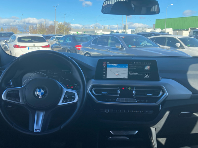 BMW X3 xDrive20d color Gris. Año 2021. 140KW(190CV). Diésel. En concesionario BYmyCAR Madrid - Algete de Madrid