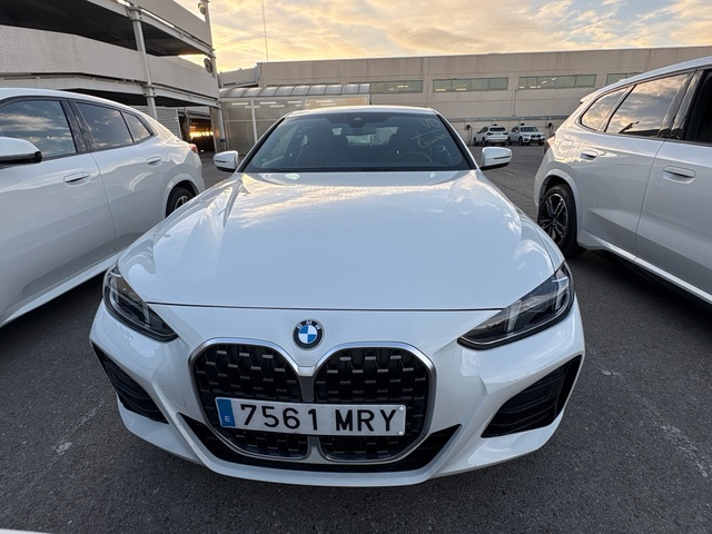 BMW Serie 4 430i Coupe color Blanco. Año 2024. 180KW(245CV). Gasolina. En concesionario BYmyCAR Madrid - Algete de Madrid