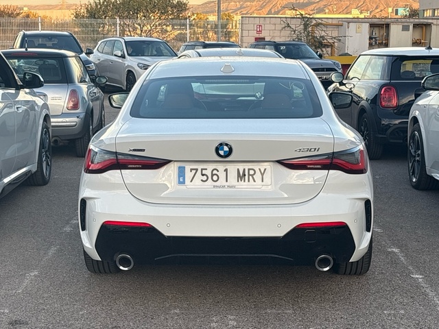 BMW Serie 4 430i Coupe color Blanco. Año 2024. 180KW(245CV). Gasolina. En concesionario BYmyCAR Madrid - Algete de Madrid