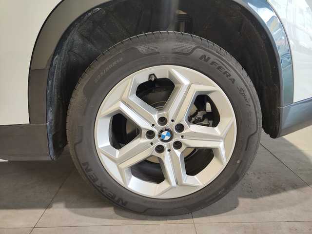 BMW X1 xDrive20d color Blanco. Año 2024. 120KW(163CV). Diésel. En concesionario Quadis Munich de Barcelona