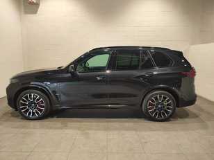 Fotos de BMW X5 xDrive50e color Negro. Año 2024. 360KW(489CV). Híbrido Electro/Gasolina. En concesionario Quadis Munich de Barcelona