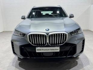 Fotos de BMW X5 xDrive50e color Gris. Año 2024. 360KW(489CV). Híbrido Electro/Gasolina. En concesionario Quadis Munich de Barcelona