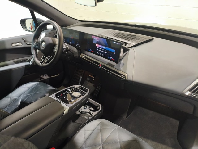 Foto 8 BMW iX xDrive45 300 kW (408 CV)