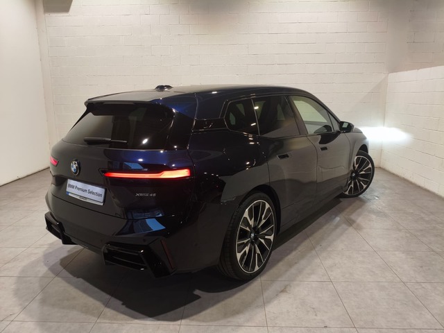 Foto 13 BMW iX xDrive45 300 kW (408 CV)