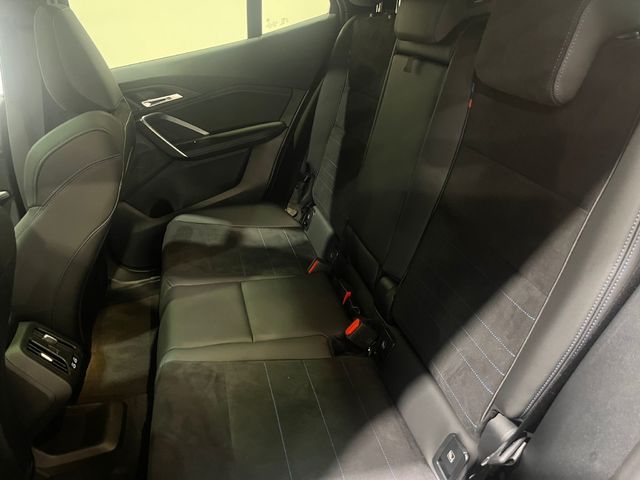 Foto 9 BMW iX2 eDrive20 150 kW (204 CV)