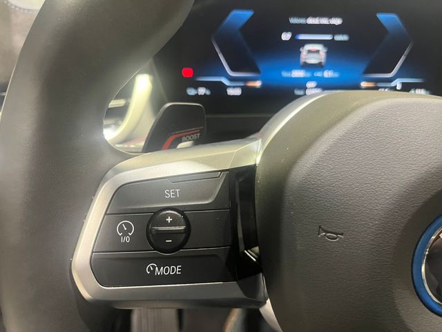 Foto 25 BMW iX2 eDrive20 150 kW (204 CV)