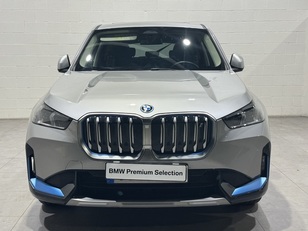Fotos de BMW iX1 xDrive30 color Gris Plata. Año 2023. 230KW(313CV). Eléctrico. En concesionario Quadis Munich de Barcelona