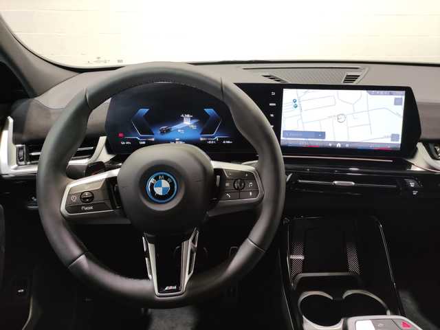 Foto 7 BMW iX2 xDrive30 230 kW (313 CV)