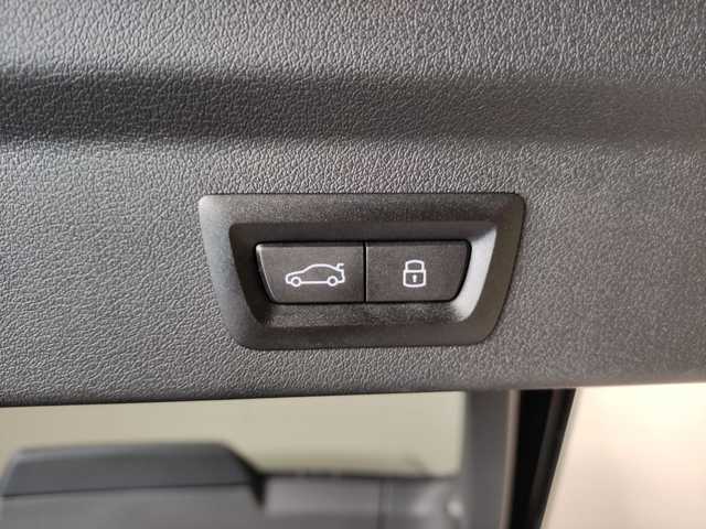 Foto 16 BMW iX2 xDrive30 230 kW (313 CV)