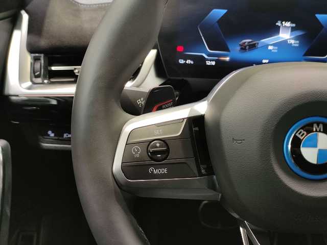 Foto 18 BMW iX2 xDrive30 230 kW (313 CV)