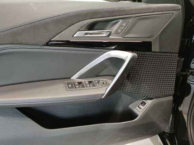 Foto 20 BMW iX2 xDrive30 230 kW (313 CV)