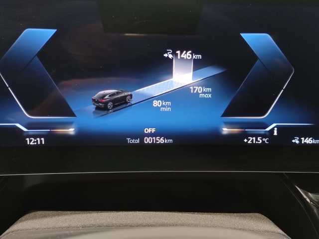 Foto 23 BMW iX2 xDrive30 230 kW (313 CV)