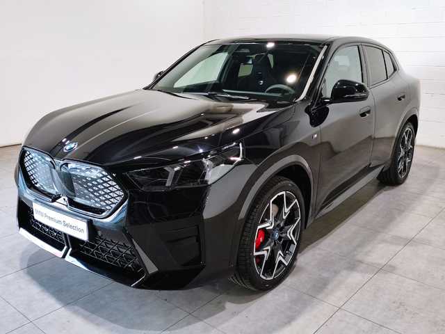 Foto 27 BMW iX2 xDrive30 230 kW (313 CV)