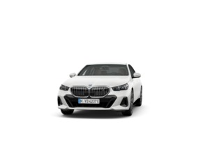 Fotos de BMW i5 eDrive40 color Blanco. Año 2024. 250KW(340CV). Eléctrico. En concesionario Ilbira Motor | Granada de Granada