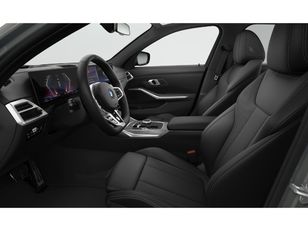 Fotos de BMW Serie 3 330e color Gris. Año 2024. 215KW(292CV). Híbrido Electro/Gasolina. En concesionario Ilbira Motor | Granada de Granada