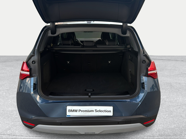 BMW X3 xDrive20d color Azul. Año 2024. 145KW(197CV). Diésel. En concesionario Ilbira Motor | Granada de Granada