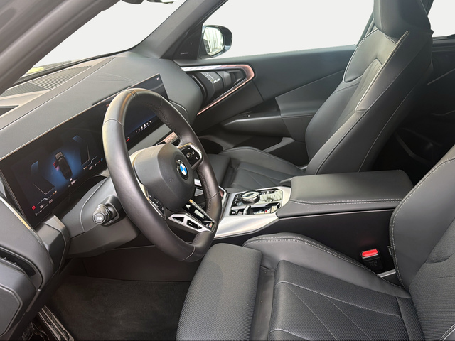 BMW X3 xDrive20d color Negro. Año 2024. 145KW(197CV). Diésel. En concesionario Ilbira Motor | Granada de Granada