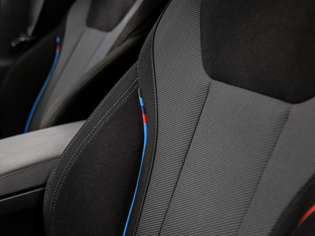 BMW Serie 4 420d Gran Coupe color Negro. Año 2025. 140KW(190CV). Diésel. En concesionario Móvil Begar Alicante de Alicante