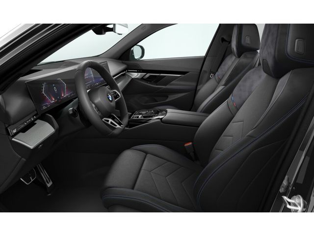 BMW Serie 5 520d color Negro. Año 2025. 145KW(197CV). Diésel. En concesionario Móvil Begar Alicante de Alicante