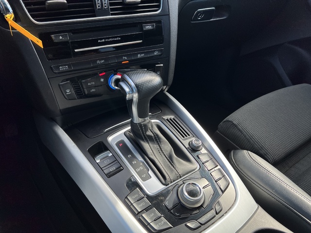 Audi Q5 S line 2.0 TDI clean diesel quattro 140 kW (190 CV) S tronic