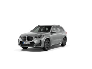 Fotos de BMW X1 sDrive20d color Gris Plata. Año 2024. 120KW(163CV). Diésel. En concesionario Celtamotor Vigo de Pontevedra