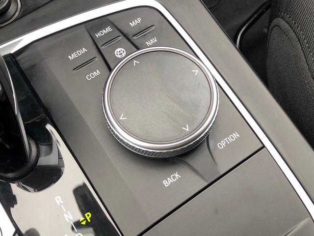 BMW Serie 1 118d color Gris. Año 2024. 110KW(150CV). Diésel. En concesionario Proa Premium Palma de Illes Balears