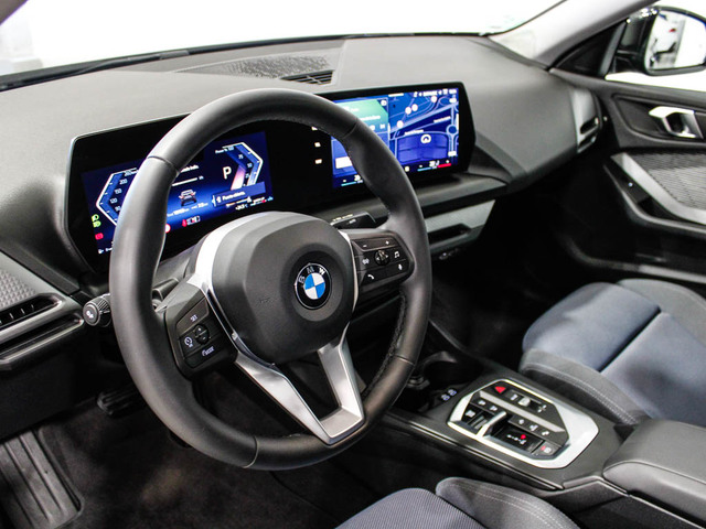 BMW Serie 2 218d Gran Coupe color Negro. Año 2025. 110KW(150CV). Diésel. En concesionario Barcelona Premium -- GRAN VIA de Barcelona