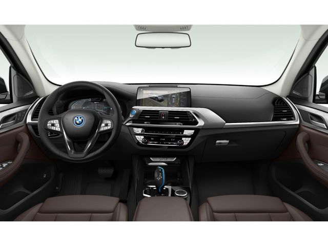 BMW iX3 Impressive color Blanco. Año 2021. 210KW(286CV). Eléctrico. En concesionario Motri Motor Jaén de Jaén