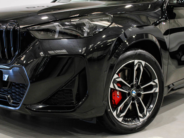 BMW X1 sDrive20d color Negro. Año 2024. 120KW(163CV). Diésel. En concesionario Barcelona Premium -- GRAN VIA de Barcelona