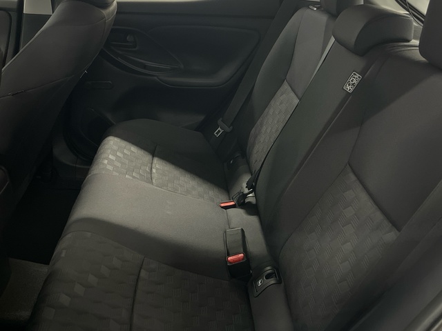 Toyota Yaris 120H Business Plus 85 kW (116 CV)